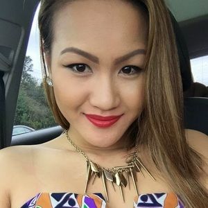 Meet your Posher, Chanel